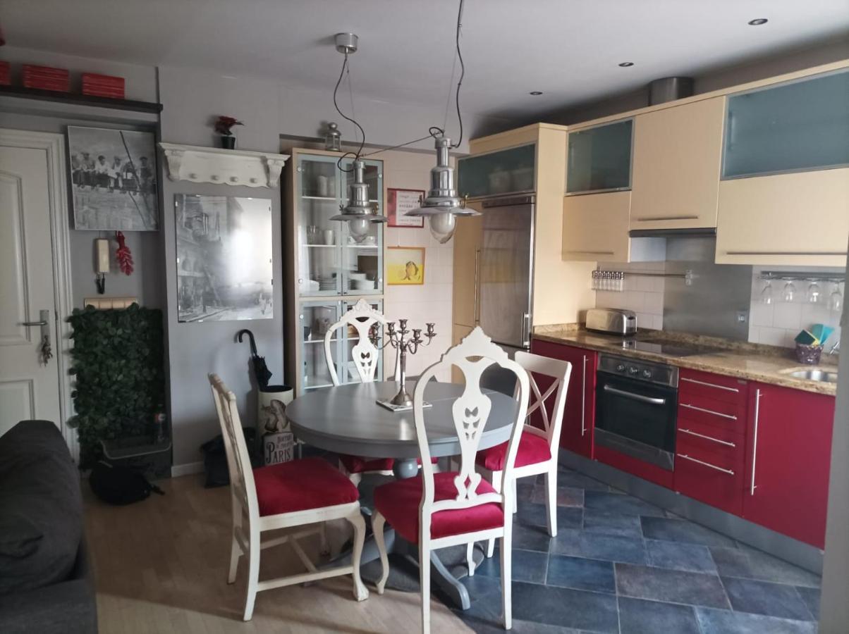 Apartamento San Quirce - céntrico y reformado- wifi y netflix Valladolid Exterior foto